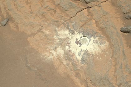 La NASA explicó el origen del asombroso descubrimiento en la cuenta de Twitter del robot marciano