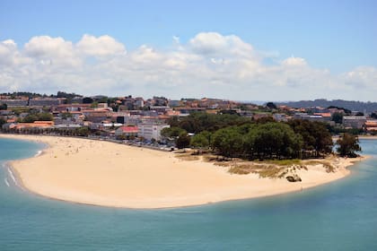 La naturaleza, las playas y la tranquilidad son tres cualidades que definen al municipio de Oleiros, en Galicia