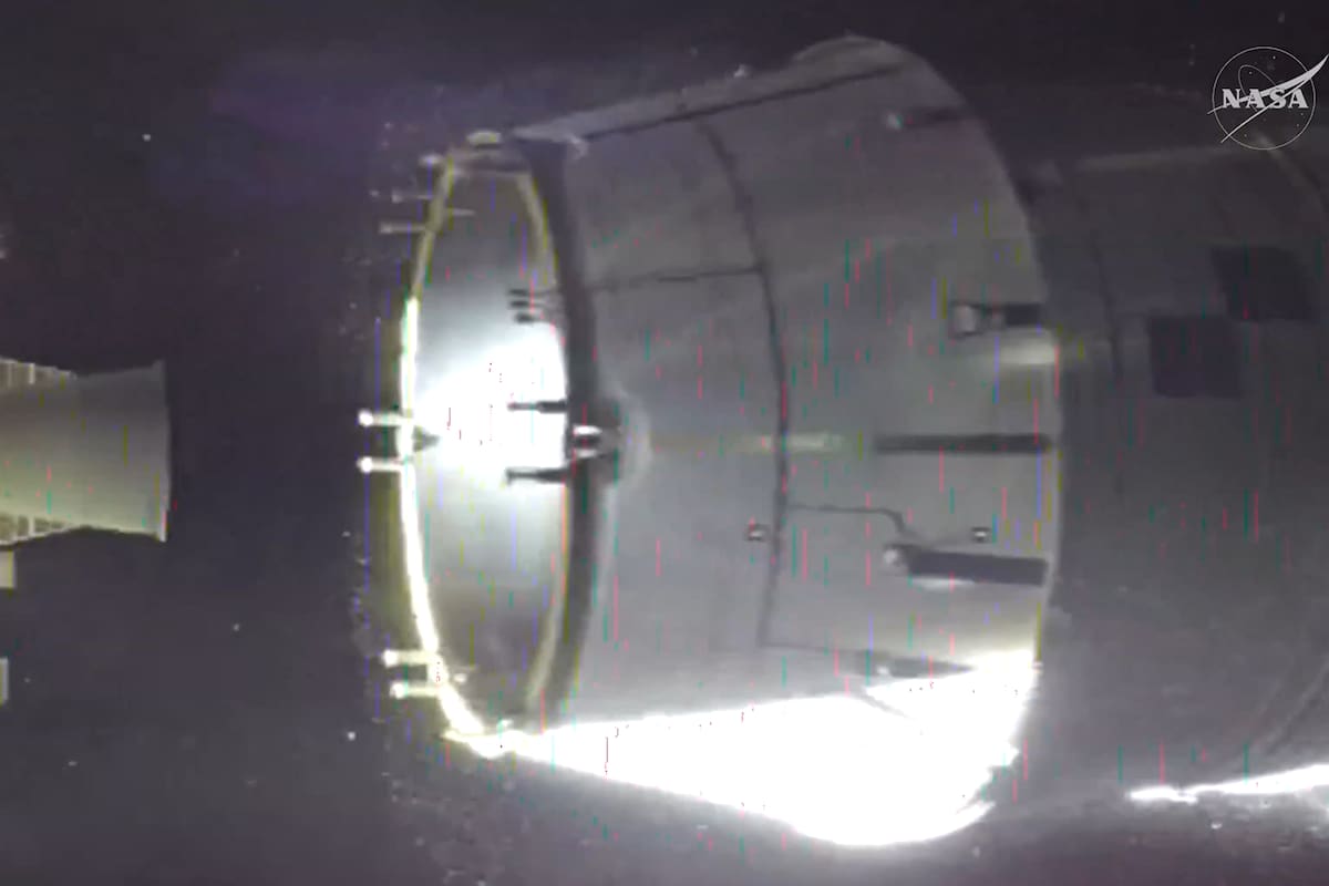 La nave espacial Orión entró en piloto manual en la siguiente etapa de la misión