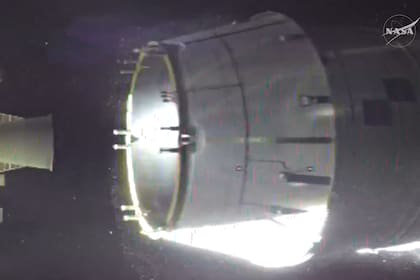 La nave espacial Orión entró en piloto manual en la siguiente etapa de la misión