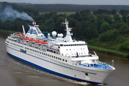 La naviera no comenzó con sus salidas previstas para este verano