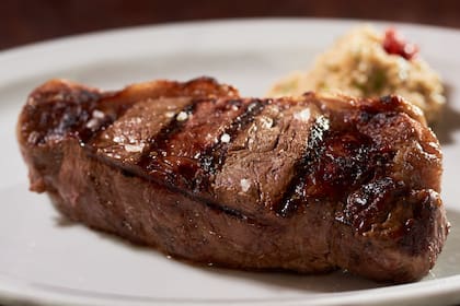 La necesidad de establecer estas nuevas reglas, dijeron, surge debido a la caducidad de los regímenes jurídicos anteriores: específicamente, el régimen instituido por la resolución 274/23 para la Cuota Hilton se extingue al concluir el actual ciclo de exportación 2025/2026