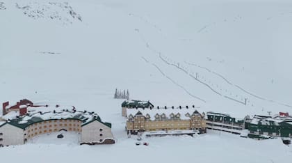La nevada de julio cubrió por completo a Penitentes