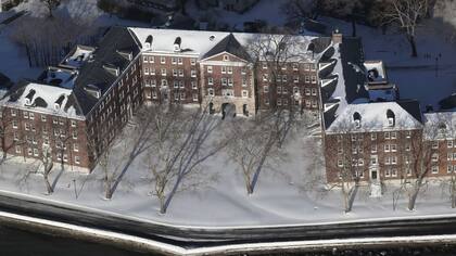 La nieve cubre Ellis Island