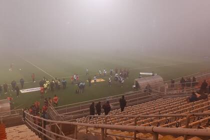 La niebla frenó al fútbol en Mar del Plata
