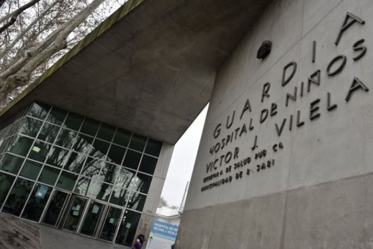 La niña se encuentra internada en el Hospital de Niños Víctor J. Vilela