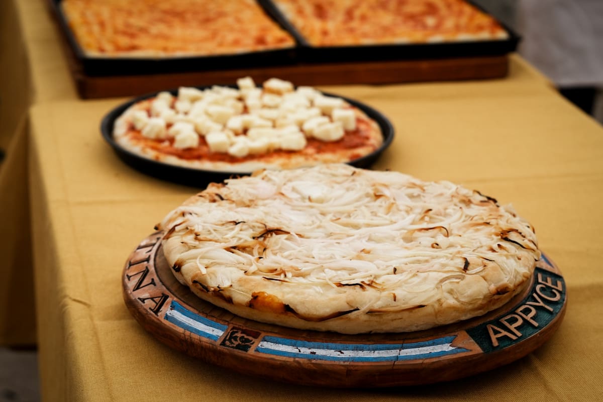 La Noche de la Pizza y la Empanada