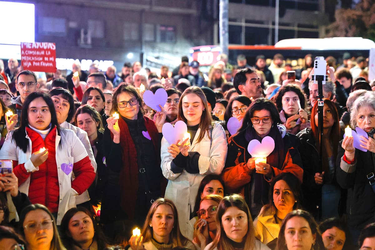 La Noche de Velas en el Obelisco, organizada por profesionales del Hospital Garrahan