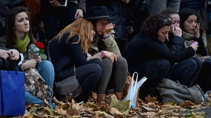 Homenajes a los muertos por los ataques terroristas del 13 de noviembre de 2015 en París