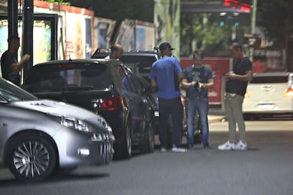La norma establece la posibilidad de detención efectiva, con penas que varían según la gravedad de la contravención