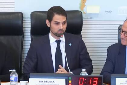 La nota adhesiva encima de las Islas Malvinas