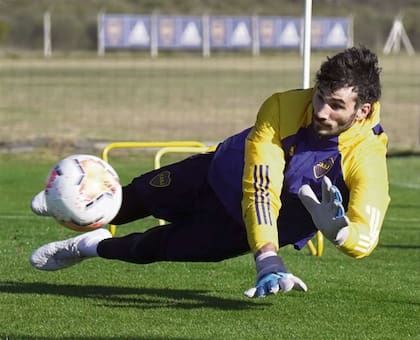 Por la lesión de Agustín Rossi, Javier García sería el arquero titular de Boca en San Pablo, ante Corinthians, el próximo martes 26