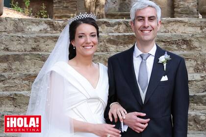 La novia, de perfil bajísimo, es una apasionada del deporte, habla seis idiomas, estudió Psicología y Ciencias Sociales en la Universidad Franciscana de Steubenville (Ohio, Estados Unidos), también Filosofía y Antropología en París e hizo un máster en Estudios Interreligiosos con especialidad en Resolución de Conflictos en la Irish School of Ecumenics de Dublín.