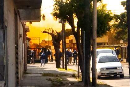 La nube naranja que se formó en la zona de Villa Bosch