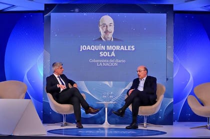 El columnista de LA NACION Joaquín Morales Solá dialogó con el secretario de Redacción Martín Rodríguez Yebra