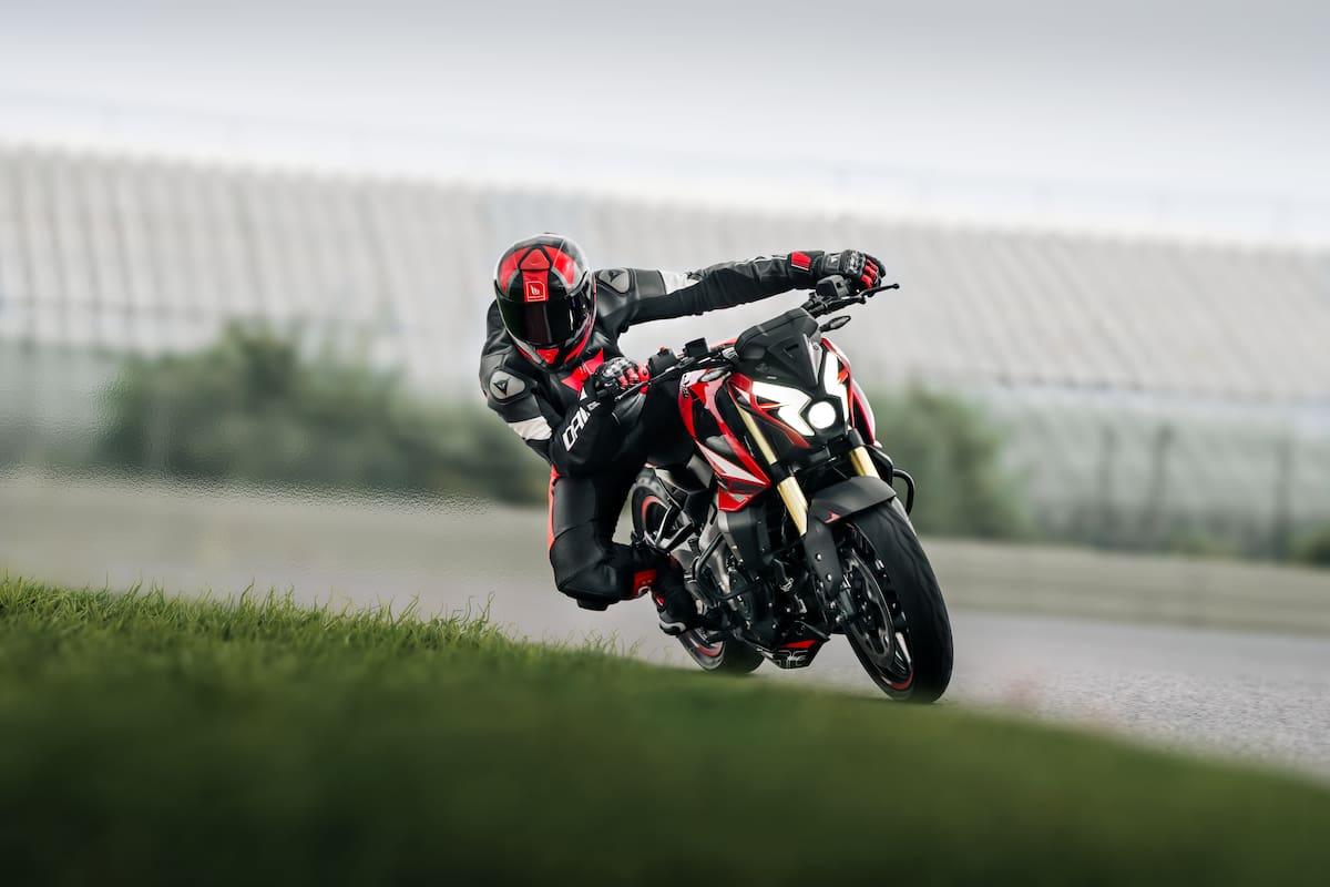 La nueva Bajaj Rouser NS400z forma parte de las promociones al contado