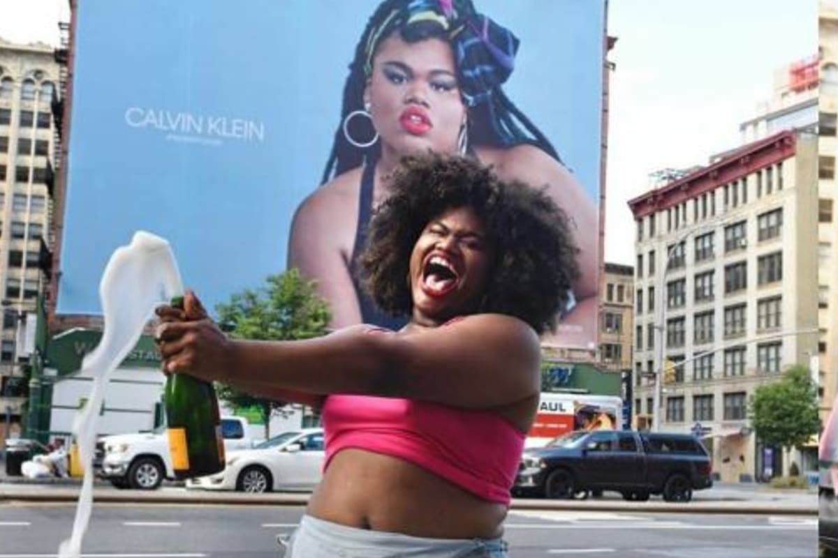 La nueva cara de la marca de Calvin Klein es aplaudida desde todas partes del mundo. Su nombre es Jari Jones y fue elegida para representar a la comunidad LGBTQ