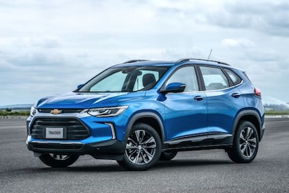 La nueva Chevrolet Tracker llega a la argentina en cuatro versiones.