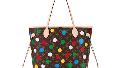 La nueva colección reinterpreta las piezas icónicas impregnadas de los motivos característicos de Yayoi Kusama (Foto: Louis Vuitton)