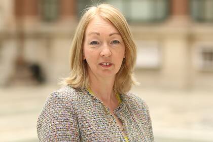 La nueva gobernadora de las Islas Malvinas, Alison Mary Blake.