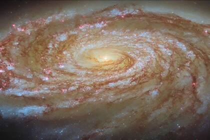 La nueva imagen obtenida por el telescopio Hubble permitió observar con gran detalle a Messier 88