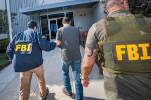 El FBI lanza una nueva lista de los “más buscados” por fraude: sus delitos