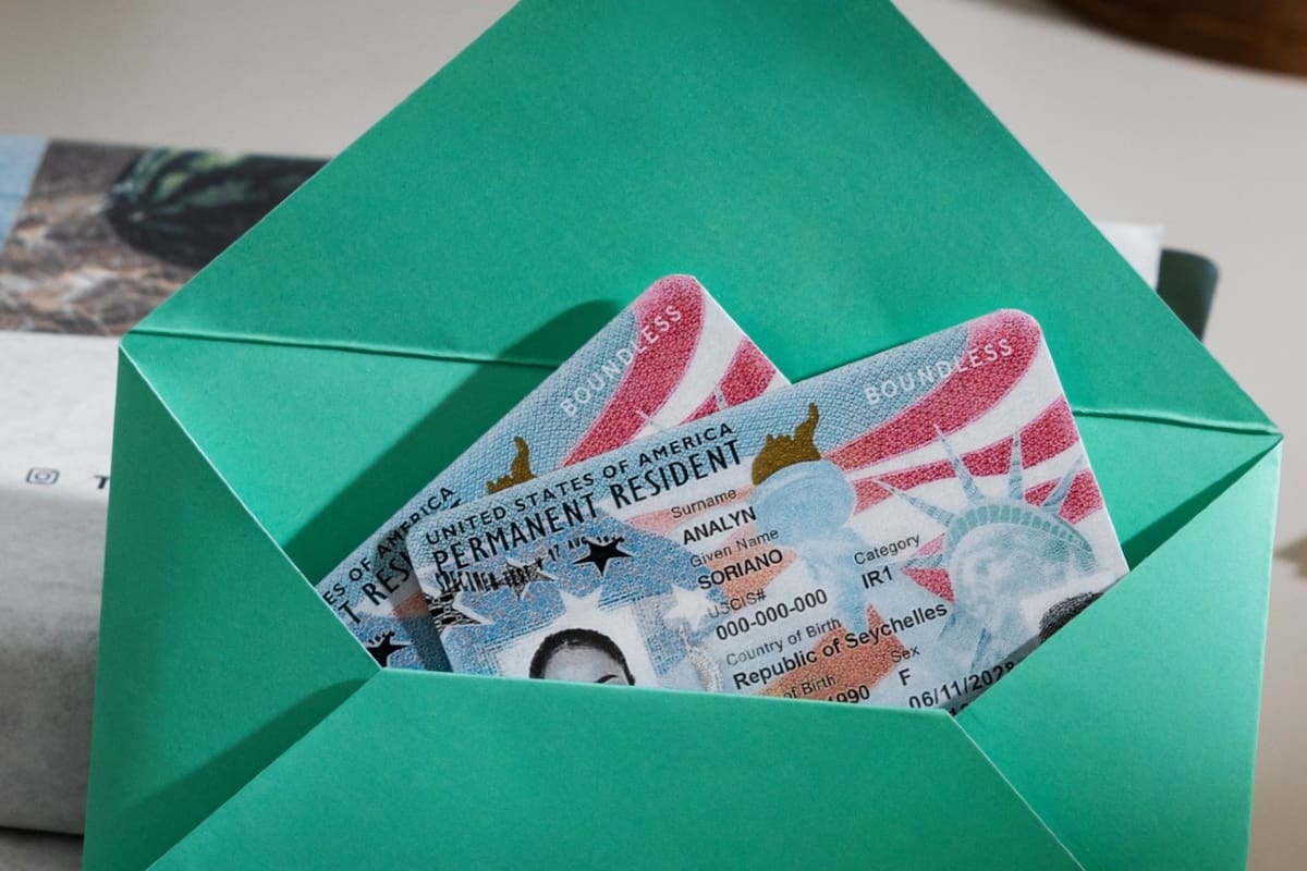 La nueva normativa dispuesta por el DHS y la CBP impacta en los residentes con green card