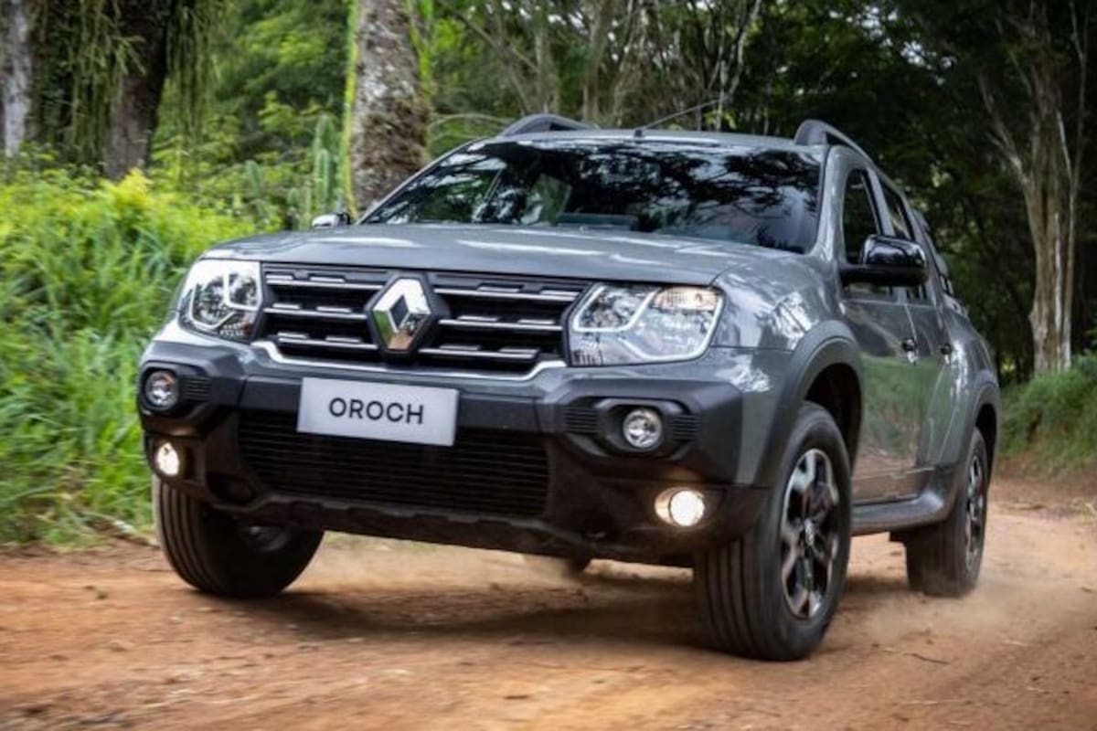 La nueva Oroch 2023 se despega del segmento SUV y cobra un aspecto más intimidante propio de las pick-ups.