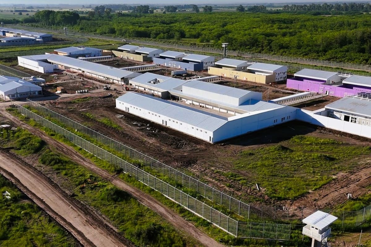 La nueva penitenciaría de Marcos Paz se levanta sobre un complejo de 80 hectáreas, 60 de las cuales están cubiertas