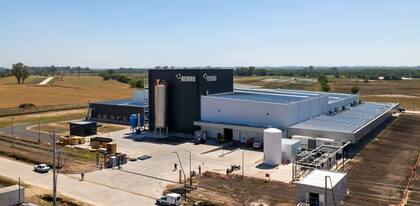 La nueva planta se encuentra dentro de un parque industrial de Pilar