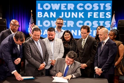 La nueva regla promulgada por JB Pritzker que impacta en las búsquedas laborales