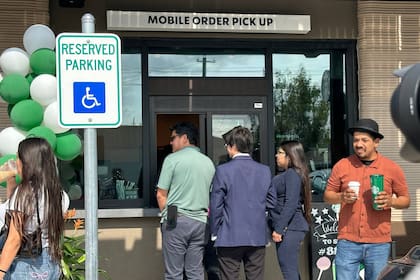 La nueva sede de Starbucks en Brownsville, Texas