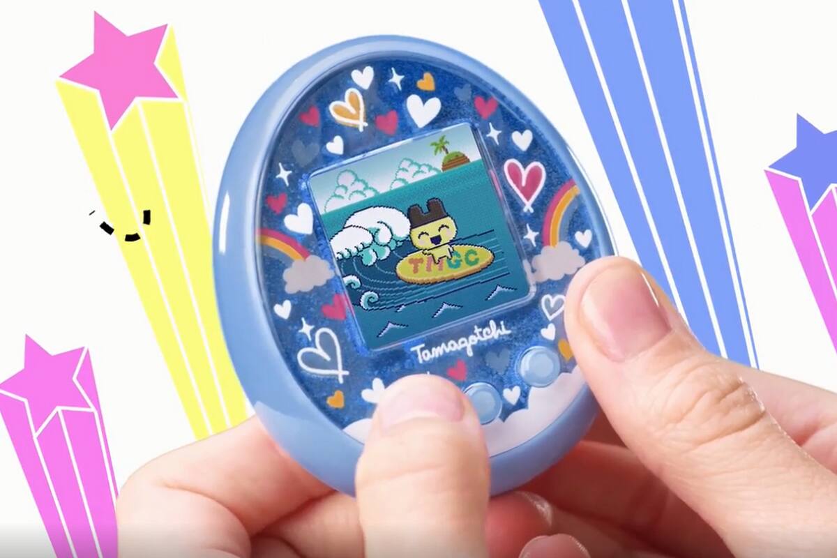 La nueva versión de la particular mascota de bolsillo vuelve con una pantalla a color para conquistar a nuevas generaciones