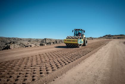 La obra de pavimentación avanza en distintos tramos de la Ruta Provincial 28 (Foto: Gobierno de Córdoba)