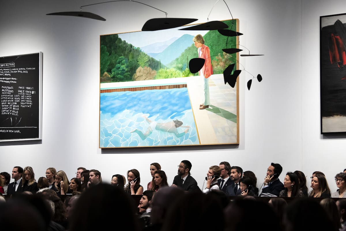 La obra del inglés superó la barrera de Balloon dog, de Jeff Koons; fue con Portrait of an Artist (Pool with two figures), que en medio minuto pasó de 18 a 60 millones