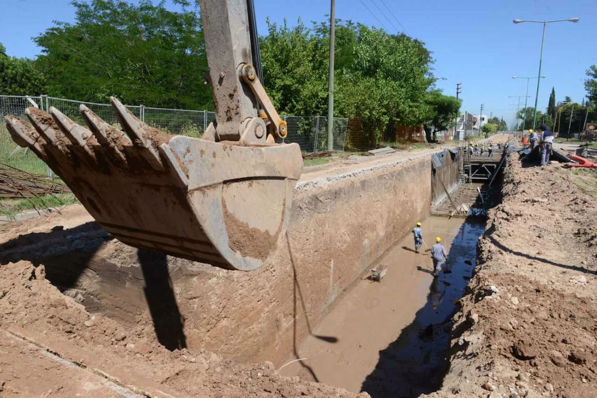 La obra tiene 13 kilómetros de extensión