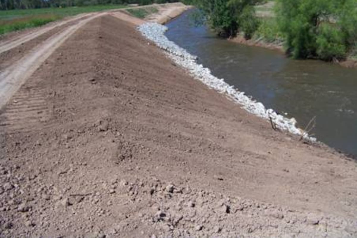 La obra ya se encuentra con un avance del 90% y mejorará la capacidad de conducción de los excedentes hídricos