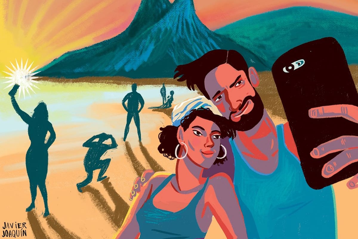 La obsesión por retratar y postear en forma inmediata los destinos turísticos tiende a uniformar la mirada y la experiencia