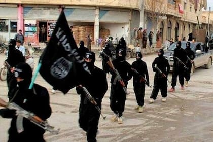 La ofensiva del grupo yihadista contra la comunidad yazidí en 2014 provocó asesinatos, desplazamientos masivos y el secuestro de miles de personas