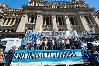 La ofensiva sindical, un agente bloqueador del cambio