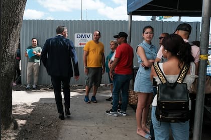 La Oficina del Recaudador de Impuestos del condado de Miami-Dade, implementó un horario extendido en todas sus sucursales