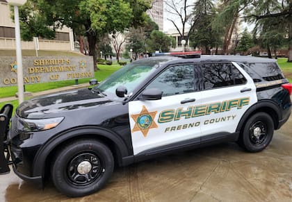 La Oficina del Sheriff de Fresno lanzó un operativo de búsqueda y rescate para encontrar al hombre perdido en el bosque de California