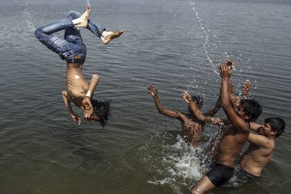 La ola de calor no le da tregua en la India, las temperaturas llegaron a los 48 grados
