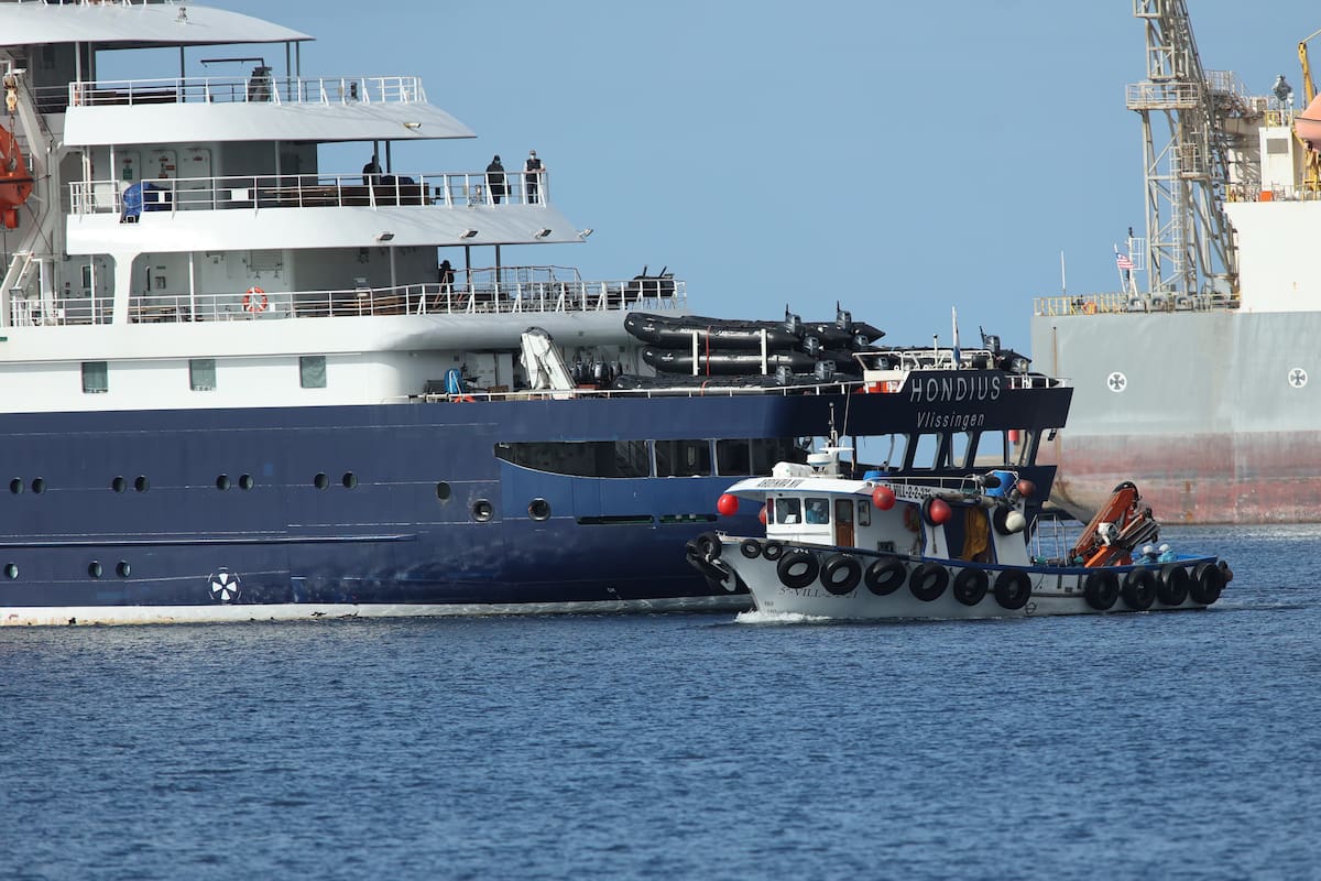 La OMS y Sanidad de España organizaron el operativo de desembarco de los pasajeros del MV Hondius en Tenerife
