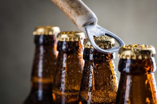 AB InBev se queda con Budweiser y cede Isenbeck y otras marcas a CCU