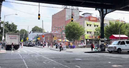 La “Operación Restaurar Roosevelt” está destinada a abordar la seguridad pública y la calidad de vida en los vecindarios de Elmhurst, North Corona y Jackson Heights de Queens