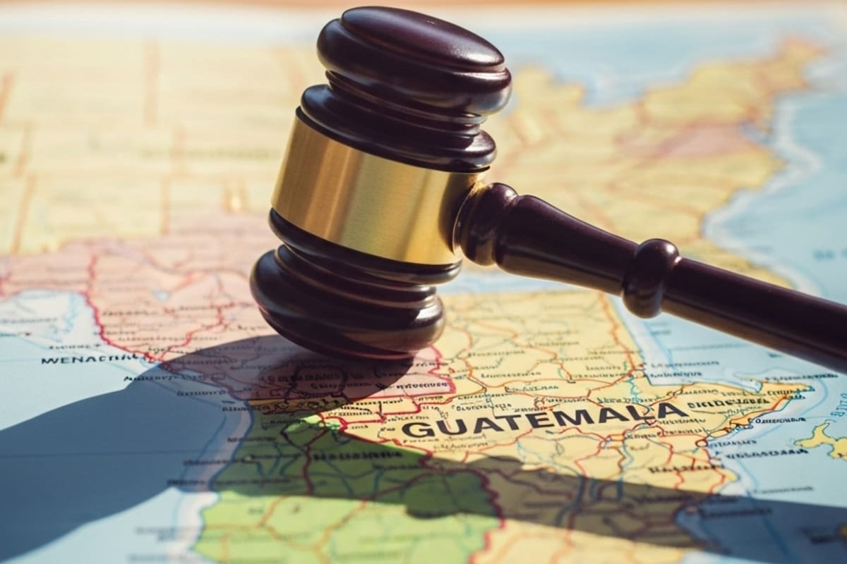 La orden de la jueza Sooknanan tiene un plazo inicial de 14 días, pero podría extenderse (Foto: Google Gemini / IA)