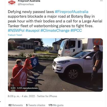 La organización Fireproof Australia protesta contra la mala política que implementó Australia durante los grandes incendios forestales de 2019-2020