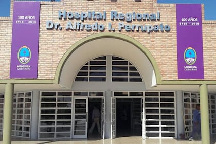 La paciente asiática, quien sufrió una lipotimia (desmayo), se encuentra en observación en el hospital Alfredo Perrupato, y hoy sería dada de alta.