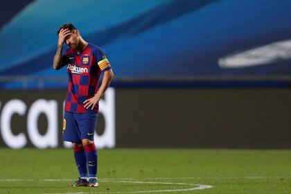 La paliza de Bayern Munich en los cuartos de final de la Champions League hace que Lionel Messi evalúe su futuro en Barcelona.